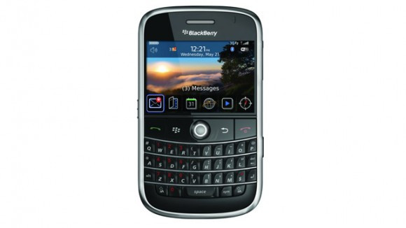 1414002395_blackberry-bold-9000-580-90.jpg