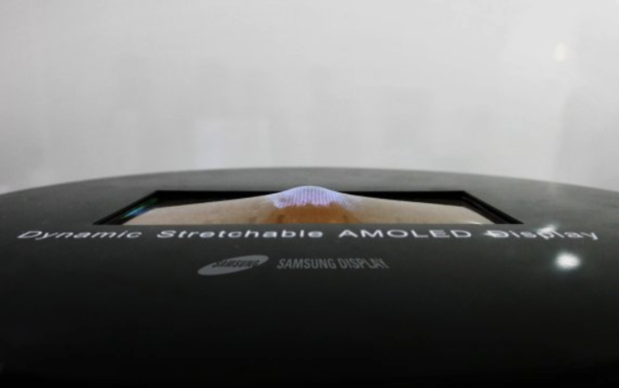 1495460960_stretchable-oled-display.png