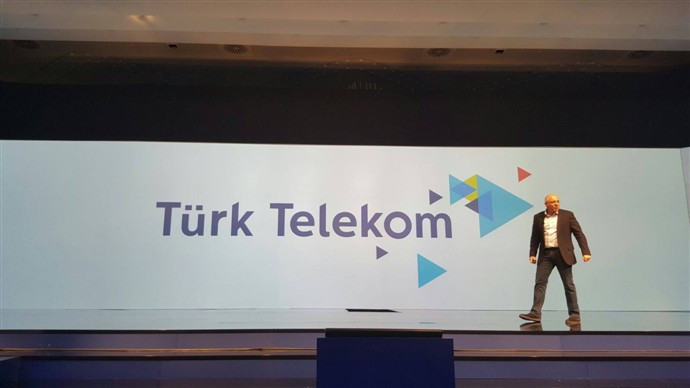 1453798618_turk-telekom4.jpg