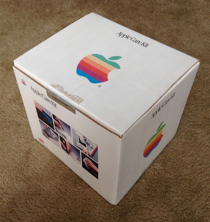 1458586917_apple-care-kit.jpg